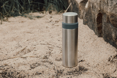 Logotrade reklamprodukter bild: VINGA Tono RCS termos med dubbla muggar, 750 ML