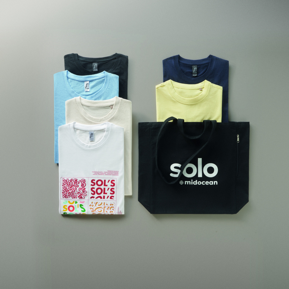 Logotrade profilreklam bild: SOL'S T-shirt provkit.