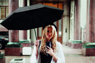 Logotrade kampanjprodukter bild: Paraply + flaska presentset